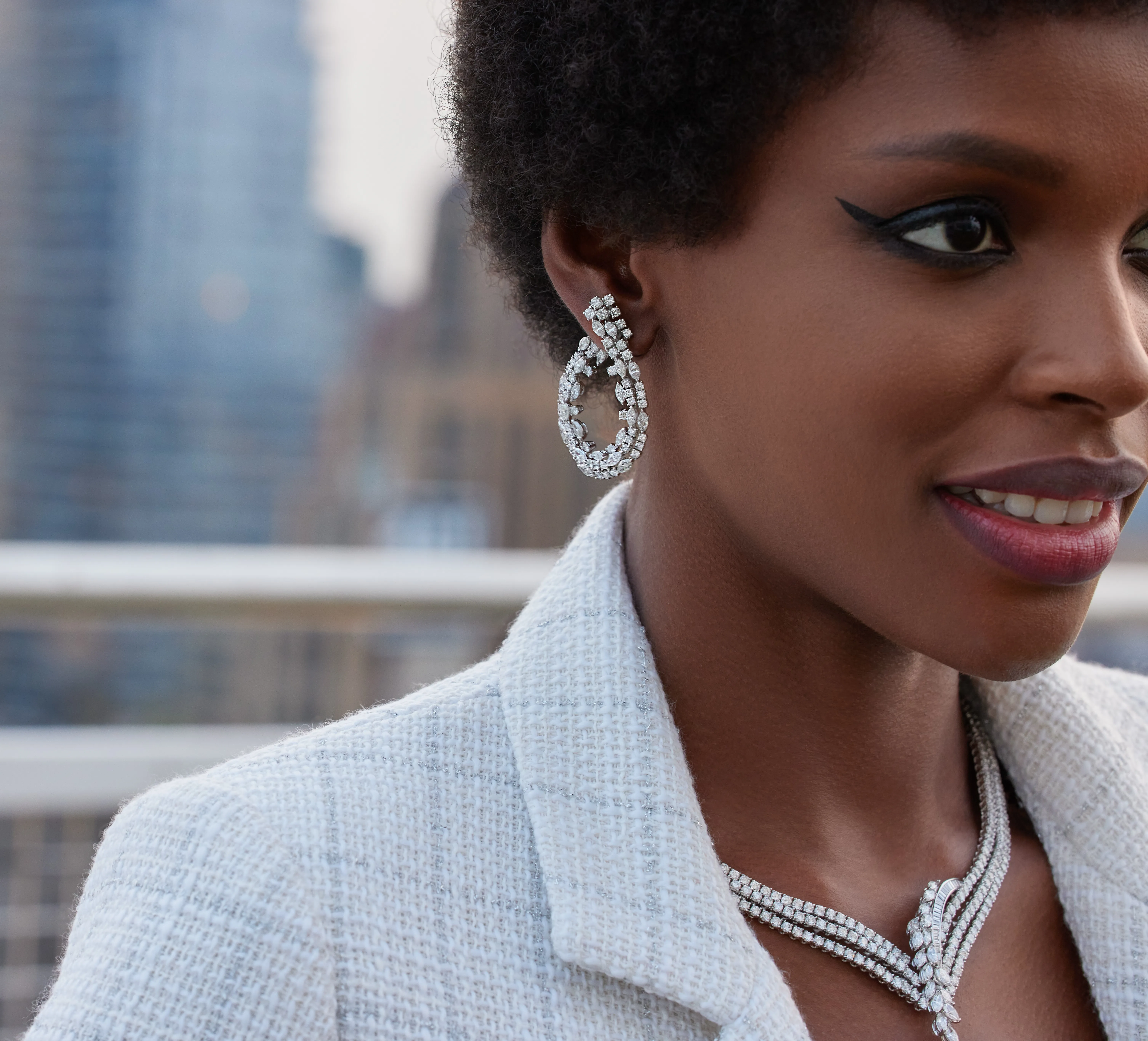 how do i sell estate jewelry